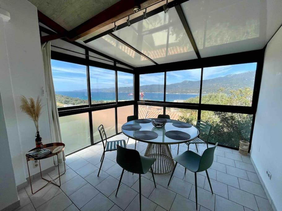 Charmante petite maison avec magnifique vue mer Propriano  Extérieur photo