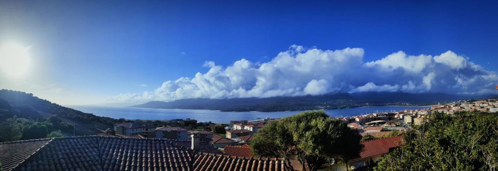 Charmante petite maison avec magnifique vue mer Propriano  Extérieur photo