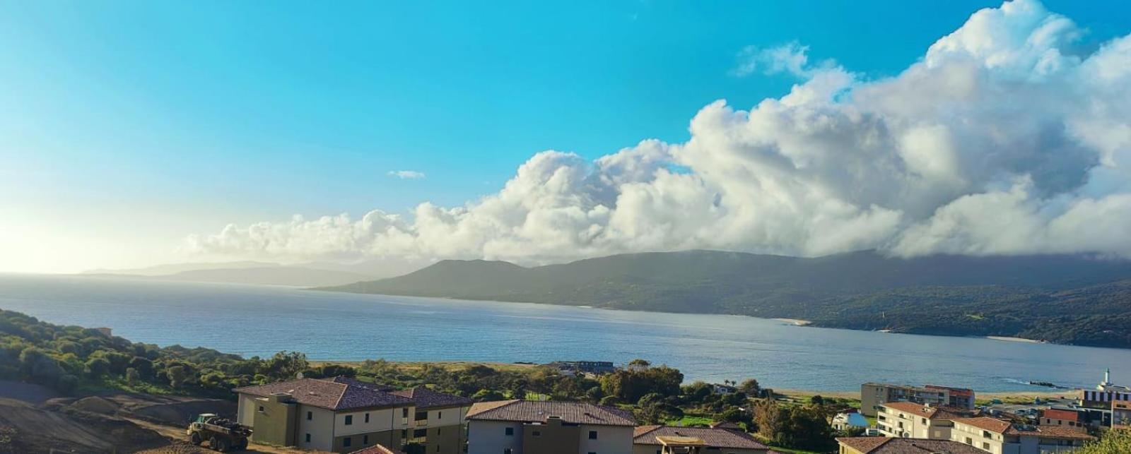 Charmante petite maison avec magnifique vue mer Propriano  Extérieur photo